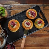 thumbnail of Victoria Plancha Cocina Hierro Fundido Esmaltado Inducción, Parrilla Reversible 47X25cm, Fuego Barbacoa, VIC-31770, Negro