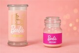 thumbnail of Barbie™ Duftkerze, Dream Candle, Sommerduft Limette & Amber, Kerze im Glas, 18,1 x 9,9 cm, Geschenk Barbie Fan, rosa