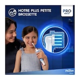 thumbnail of Brosse A Dents électrique - Oral-b - Kids 1 Manche La Reine Des Neiges - 1 Brossette - 1 étui De Voyage - 3 Ans Et +