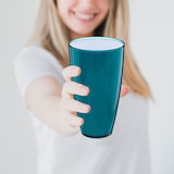 thumbnail of WellHome - Juego de Vajilla en poliestireno azul