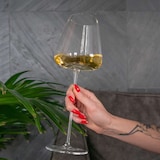 thumbnail of Intirilife 2x Wein Glas mit modernem Design - 500 ml Füllmenge - Weißwein Rotwein Glas Kelch Spülmaschinenfest Kristallglas stoßfest