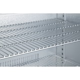 thumbnail of METRO PROFESSIONAL Arrière bar réfrigéré GBC3103, aluminium / verre, 135 x 52 x 86.5 cm, 308 L, refroidissement par air,160 W, avec serrure, noir