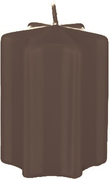 Eine braune Kerze mit sechs Seiten.