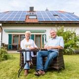 thumbnail of Relaxdays Gartentisch, HBT: 75x61x61 cm, Balkontisch Holzoptik, Kunststoff, Metall, Terrassentisch quadratisch, schwarz