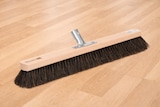 thumbnail of Saalbesen Rosshaarbesen 40cm Breit mit Metall-Stielhalter sehr weiche Naturhaar-Roßhaar-Borsten Besen ohne Stiel für innen