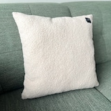 thumbnail of Kabelloses Heizkissen mit Akku (10.000mAh) - Teddy-Boucle Off-White - Wärmekissen 45x45cm inkl. 2,5m USB-Kabel