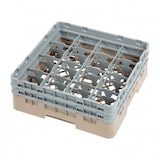 thumbnail of Cambro Cesta lavavasos beige con 16 compartimentos, altura máxima del vaso 13,3 cm. Este cesto lavavasos ofrece