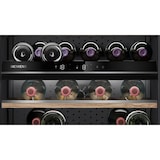 thumbnail of Siemens iQ500, Weinkühlschrank mit Glastür, 82 x 60 cm KU21WAHG0