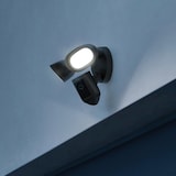 thumbnail of Ring Floodlight Cam Wired Pro IP-Sicherheitskamera Draußen Decke/Wand