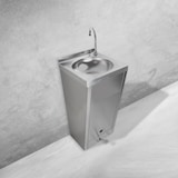 thumbnail of Lavamanos con Pedal Industrial para Quirófano en Acero Inoxidable - LV-PP