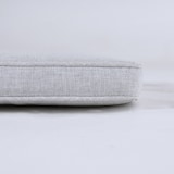 thumbnail of Cojín para sillas de jardín curvado Olefin color gris claro, Tamaño 45x47x5 cm, No pierde color, Desenfundable