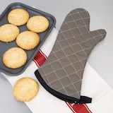 thumbnail of Vogue feuerhemmender Ofenhandschuh