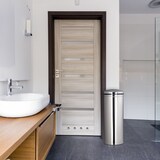 thumbnail of Relaxdays Mülleimer 50 L, mit Sensor, aus Edelstahl, 80 cm hoch, 30 cm Durchmesser, automatischer Deckel, rund, silber
