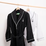 thumbnail of Benetton - Albornoz M/L 100% Algodón 360GSM en color Blanco y Bordado en Negro - BLACK & WHITE