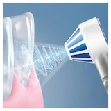 thumbnail of Braun Oral-B AquaCare 6 Munddusche Mundduschen Weiss
