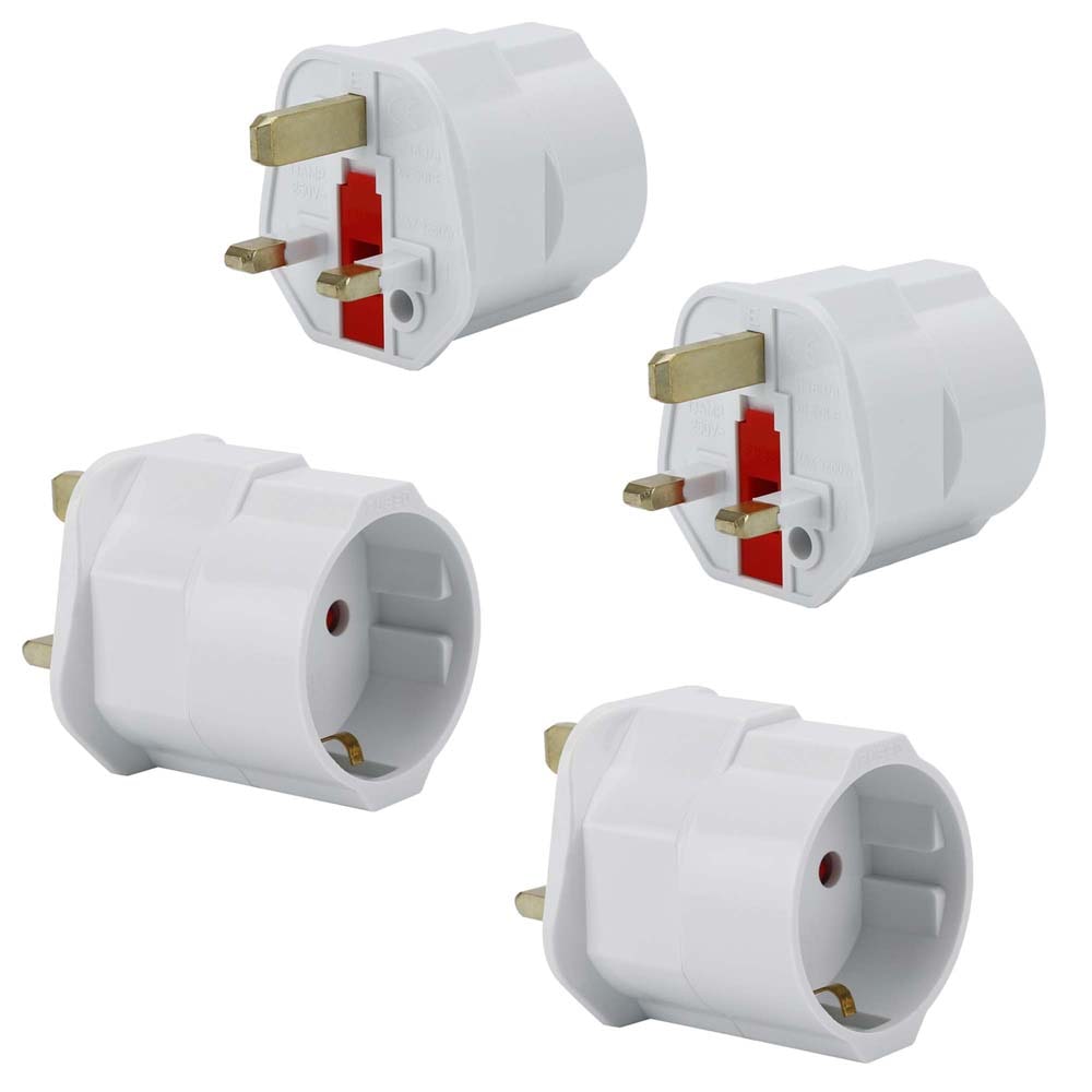 Intirilife 4x Steckdosen Adapter in WEISS - 4er Set UK Typ G auf EU Schuko Stromadapter Reisestecker für z.B. UK, Irland, Singapur, Malaysia