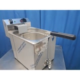 thumbnail of Fritadeira profissional para restauração, 1 cuba com 7 litros de óleo, elétrica