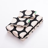 thumbnail of Benetton - 4-teiliges Doppelbett-Set (Bettbezug 210 x 230 cm, Spannbettlaken 120 x 200 cm und 2 Kissenbezüge 50 x 80 cm) 100 % schwarze Baumwolle