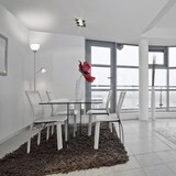 thumbnail of Pie de Salon LED Nimbus 18W+5W