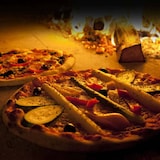 thumbnail of Giemme Spoleto - Pelle à pizza professionnelle ronde perforée en aluminium anodisé 33 cm, Manche 30 cm