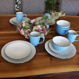 thumbnail of OSITA Hellblau Weiß 16tlg Kombiservice Steingut 4 Pers. Becher Schalen Teller Relief