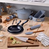 thumbnail of BERGNER - Set aus 3 Pfannen Ø16/Ø20/Ø24 cm aus gepresstem Aluminium, geeignet für Induktion Navy Red 3-teiliges Set runde Backformen Ø12/Ø18/Ø22 cm