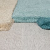 thumbnail of Handgetufteter Wollteppich `Thames Eva` - Geometrisch & Modern. Farbe: Türkis, 60x230 cm | Kadima Design