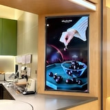 thumbnail of Wandmontierter Werbemonitor – Digitales Werbedisplay, Kundenstopper mit automatischem Media Player für gewerbliche Nutzung, 50 Zoll /GGJ50B/