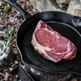 thumbnail of Petromax Feuerpfanne mit Stiel ohne Füße, Gusseisen