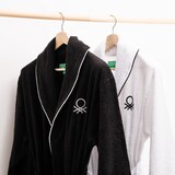 thumbnail of Benetton - Albornoz M/L 100% Algodón 360GSM en color Blanco y Bordado en Negro - BLACK & WHITE