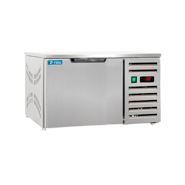 Abbattitore di temperature compatto per 3 teglie GN 2/3 (8 kg +70° > +3° | 5 kg +70° > -18°)