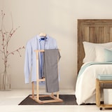 thumbnail of Relaxdays Herrendiener Holz, stummer Diener für faltenfreie Anzüge, Walnuss Kleiderständer HxBxT 102 x 47 x 50 cm, natur