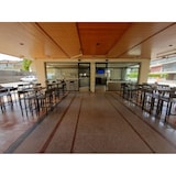 thumbnail of Bartisch-Set mit 4 Hockern SCHWARZ LIGNANO von Yelloo