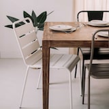 thumbnail of Chaise en métal blanche