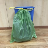 thumbnail of WellHome – Rolle mit 30 40-l-Müllsäcken aus Polyethylen in Grün