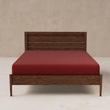 thumbnail of Benetton - Conjunto de 2 lençóis com elástico medindo 160x200cm + 30cm para uma cama de 1,60m na cor Vermelho Arco-Íris.