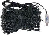 Ein Bündel Lichterketten mit USB-Anschluss.