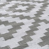 thumbnail of Alfombra de exterior rectangular de  150x240 cm  color blanco y gris , Impermeable, Reversible, Ecológica