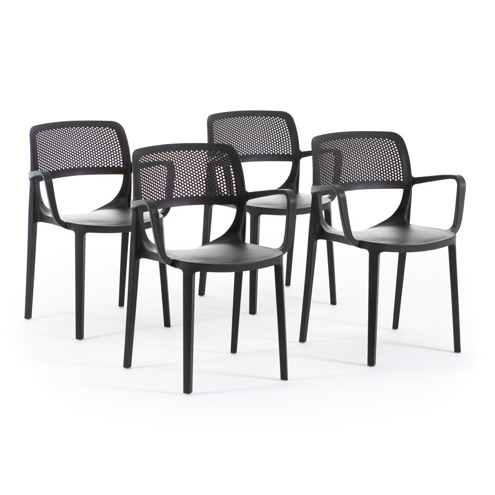 Set de 6 chaises avec accoudoirs en résine renforcée de fibre de verre, design classique, empilables pour jardin, bar, restaurant, cuisine –Erika/Noir