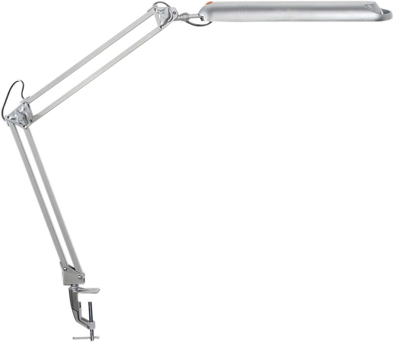 Eine silberne Schreibtischlampe mit einem Gelenkarm.