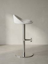 thumbnail of Barhocker `Donau`, höhenverstellbar, halbrunde Rückenlehne, Edelstahl, max. 110 kg Belastung. Weiß, 43x43x90 cm | Kadima Design