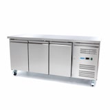 thumbnail of Mesa refrigerada profesional de 180 cm con 3 puertas y capacidad de 312 litros en acero inoxidable | Maxima
