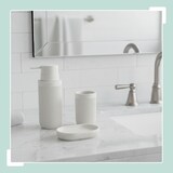 thumbnail of Relaxdays Bad Accessoires, 3-teilig, Seifenschale, Seifenspender, Zahnputzbecher, Polyresin, Bad Zubehör Set, weiß