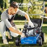 thumbnail of Cortacésped HYUNDAI HYM42SP autopropulsado para jardines de hasta 800 m²