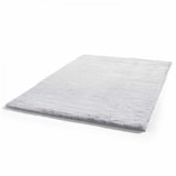 thumbnail of Tapis rectangulaire fausse fourrure gris clair 160 x 230 cm