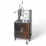 thumbnail of Friteuse à churros 16L - Gaz 55KW - Avec piston à pâte manuel de 2kg - Proferia