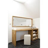 thumbnail of Lederhocker/Fußhocker, in Stuhlhöhe mit komfortabler Polsterung, B = 33 cm, T = 33 cm, H = 47,5 cm, echtes Leder, bordeaux