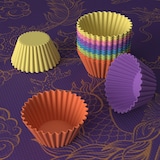 thumbnail of Intirilife 12 Stück Muffinform Cupcakeform - 7 x 3.2 cm - Wiederverwendbare bunte Silikon Formen antihaft Gefrierschrank- und Mikrowellengeeignet