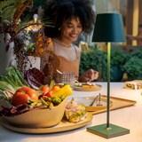 thumbnail of Zafferano Poldina Pro Dark Green LED-Tischlampe, wiederaufladbar und dimmbar, mit einer Akkulaufzeit von bis zu 12 Stunden.