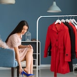 thumbnail of Relaxdays Anzug Kleiderbügel, 10er Set, breite Schulter, 360° drehbarer Haken, Kostüm, Jacken, Holzbügel, dunkelbraun